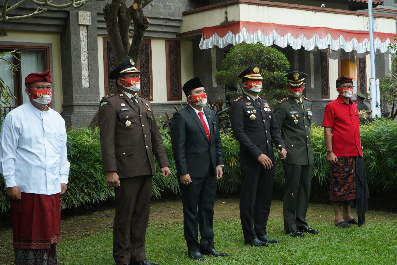 Maknai Indonesia Maju, Gianyar Ajak Masyarakat Kedepankan Sinergi