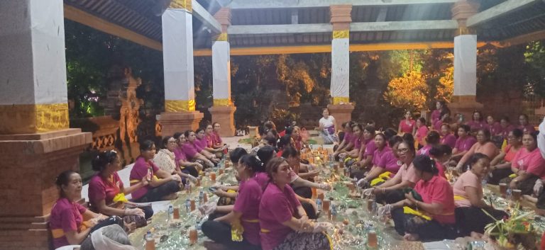 Perayaan Hari Ibu unik di Bali