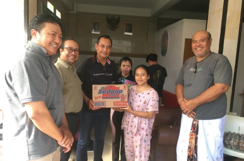 HUT Ketiga, Paiketan Wartawan Hindu Nyumbang ke Panti Asuhan Sunya Giri.