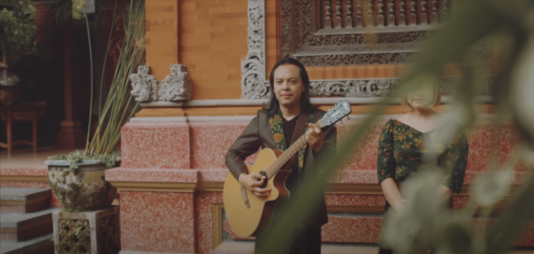 Rejuna Ngaba Pipis Widi Widiana Lirik dan Artinya