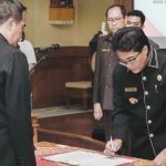 Bupati Giri Prasta lantik Direksi Perumda Pasar dan Pangan Mangu Giri Sedana periode 2024-2029.