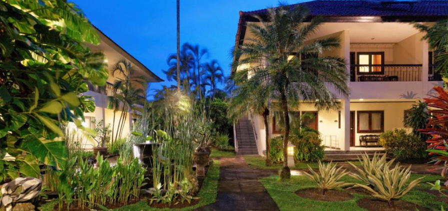 hotel legian paradiso sebagai hotel termurah di dekat pantai kuta