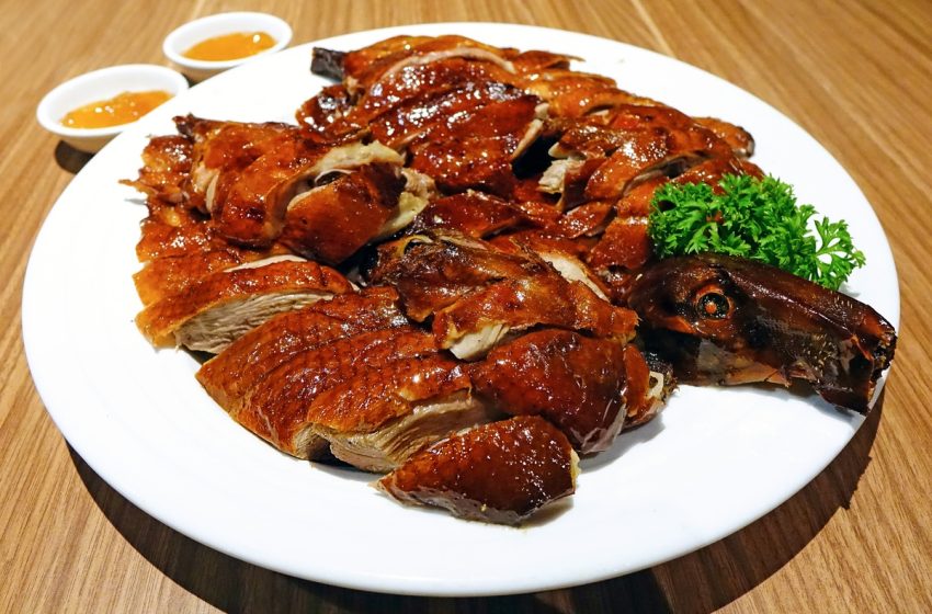 rekomendasi tempat bukber di denpasar menyediakan menu bebek