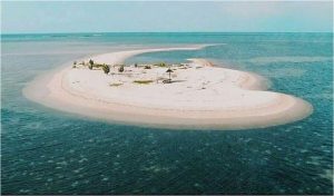 lokasi pantai hits di buleleng adalah pantai gili putih di sumberkima