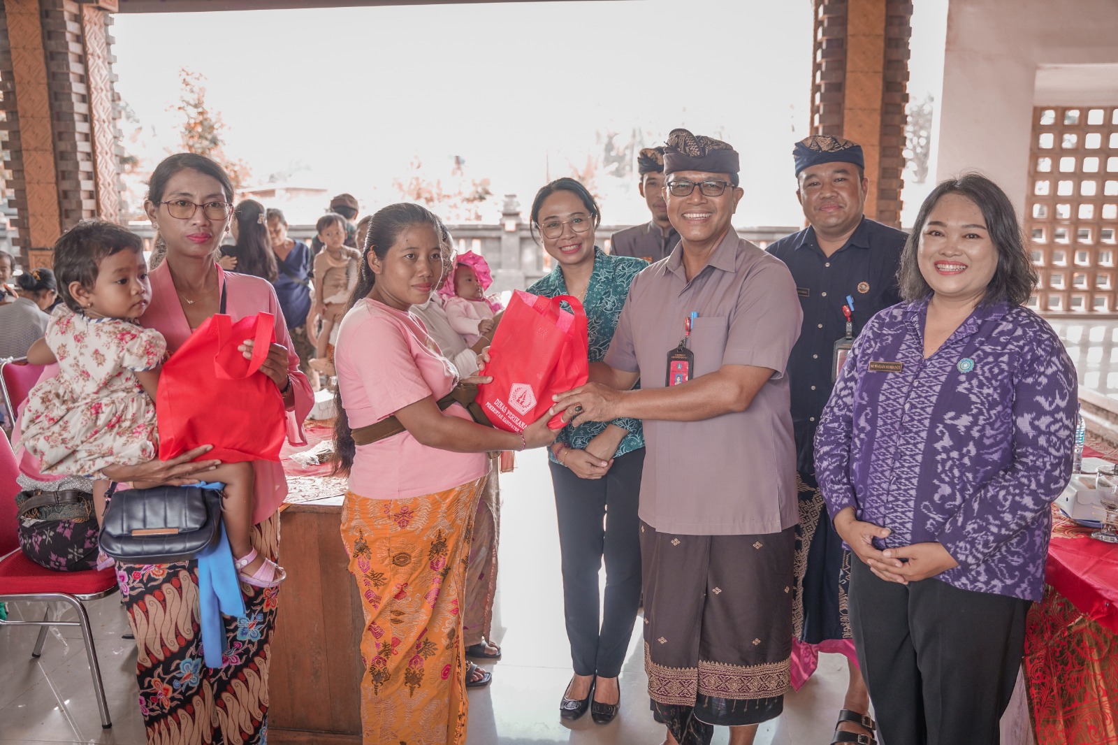 Dinas Perikanan Badung Gelar Kembali Kegiatan GEMARIKAN Untuk Pencegahan Stunting Di Kabupaten Badung di pasar