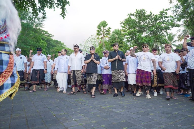 HUT ke 20 Baladika, Gus Bota Komit Jaga Soliditas Bersama Laskar Bali, Giri Prasta Ingin Hapus Citra Preman
