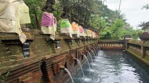 lokasi melukat untuk memperlancar rezeki di badung