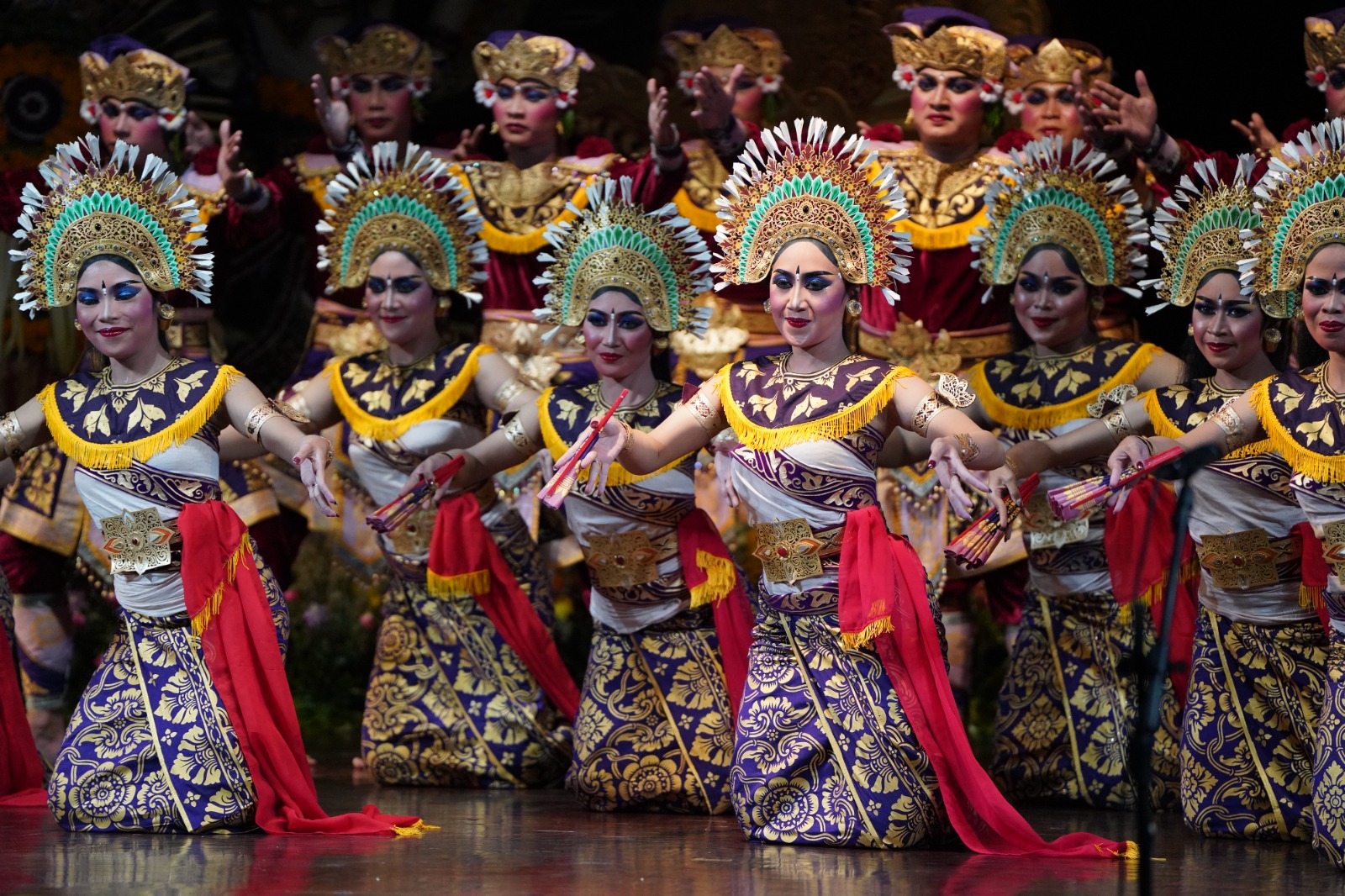 Parade Janger Tradisional Remaja, Duta Badung Angkat Tema Ketokohan Ngurah Rai