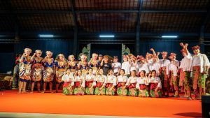 Sekda Badung l Wayan Adi Arnawa menghadiri gladi bersih peserta parade gong kebyar wanita dari Sanggar Wredi Kumara Jaya Banjar Pekandelan, Legian Tengah, Desa Adat Legian sebagai duta Kabupaten Badung di ajang PKB di Wantilan Pura Dalem Desa Adat Legian Kuta Badung, Jumat (15/6).