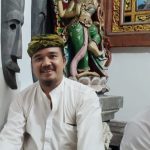 usai ngelukar busana mantan sulinggih kembali mediksa