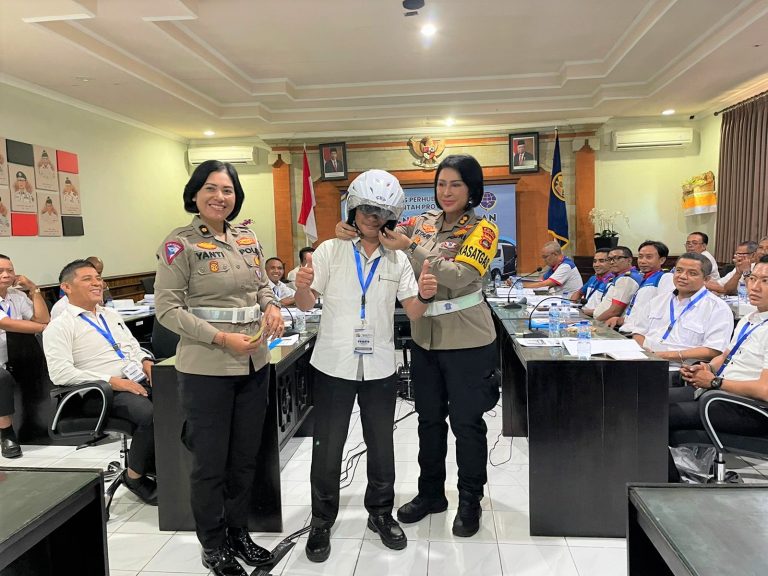 Wakil Dishub Badung Raih Dua Juara Abdi Yasa Teladan 2024