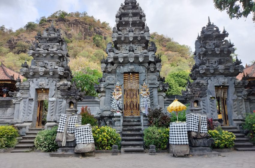 pura keta kawat di buleleng untuk memoho keadilan