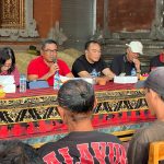 OJK dan Agung Rai Wirajaya Edukasi Warga di Kuta Selatan