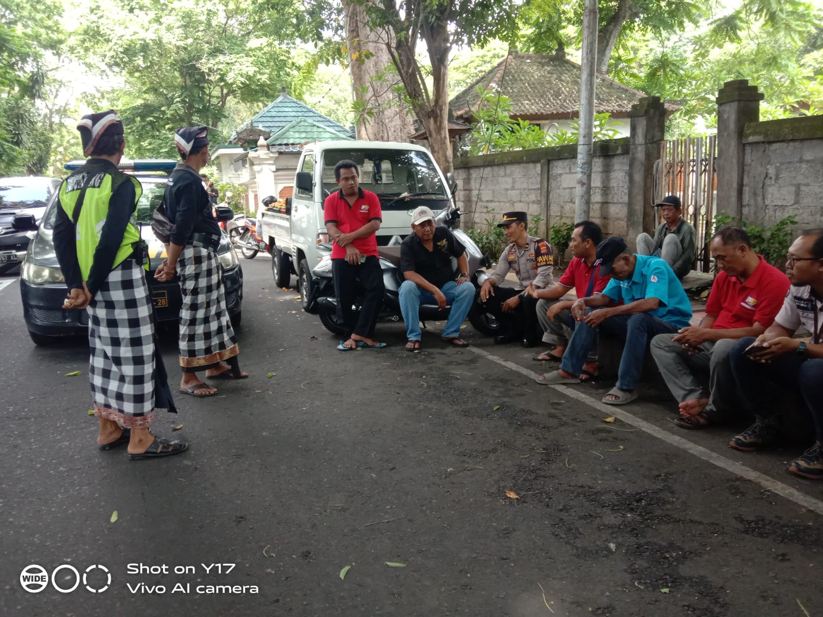 Polsek Denbar Gelar Cooling System Bersama Peziarah Makam Siti Khadijah