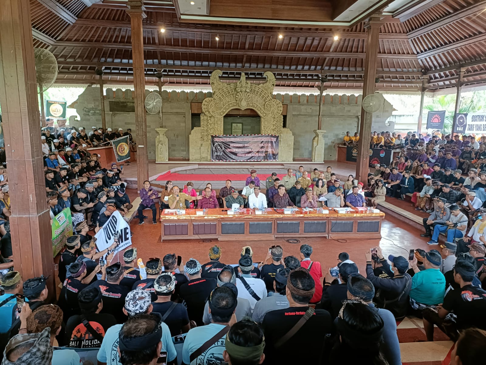 Demo di Kantor DPRD Provinsi Bali, Ini Isi Tuntutan FPDP Bali