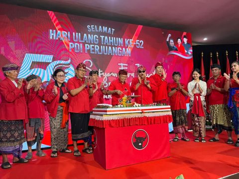 Koster Syukuran PDIP Menang di Bali, Megawati Singgung De Gadjah