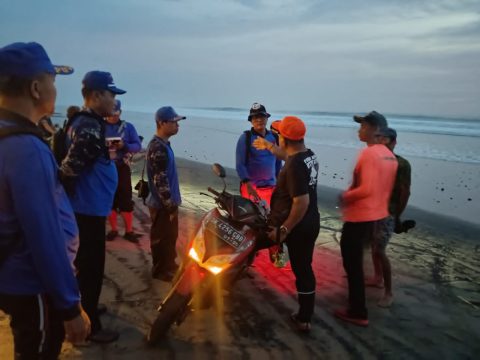Hilang Saat Menjaring Ikan, Korban Ditemukan Meninggal Dunia