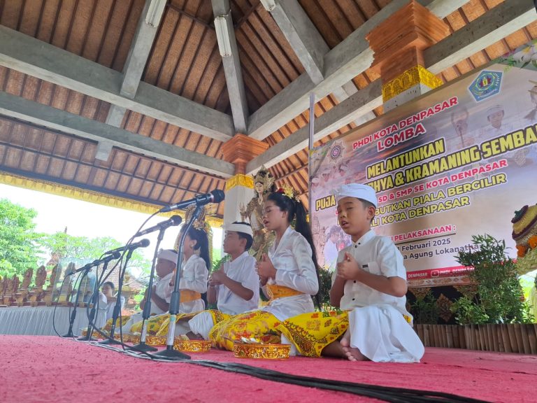 Meriahkan HUT Denpasar, PHDI Lombakan Trisandhya-kramaning Sembah Kuatkan Sradha Bhakti Dan Karakter Generasi Muda