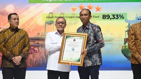 Pelabuhan Benoa Raih Penghargaan Tertinggi di Green and Smart Port Awards 2024