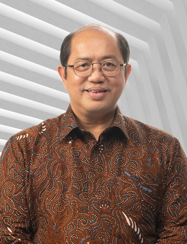 Profil Isa Rachmatarwata