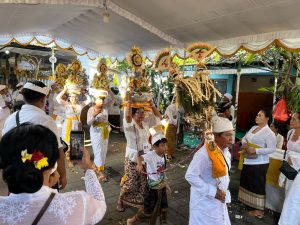 Puncak Penileman Griya Agung Beraban, Pemilet Sumringah Beryadnya dengan Hemat