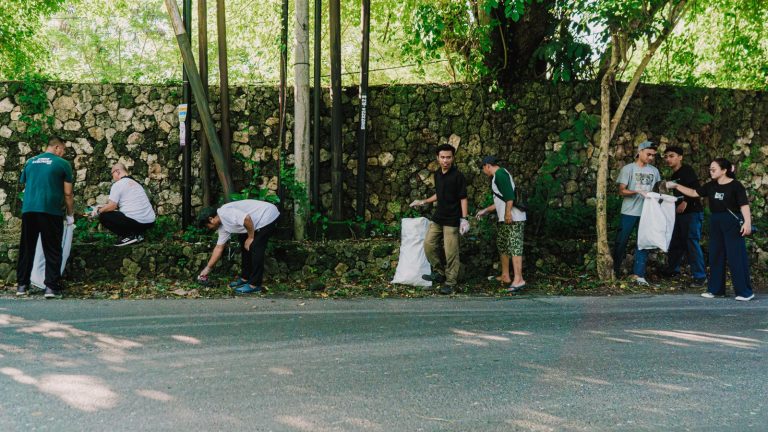 Jimbaran Hijau Gelar Aksi Bersih-Bersih, Dorong Kesadaran Lingkungan