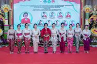 Nyonya Rasniathi Adi Arnawa dilantik sebagai Ketua TP. PKK Kabupaten Badung masa bakti Tahun 2025-2030 oleh Ketua TP. PKK Provinsi Bali Nyonya Putri Koster, di Gedung Wiswa Sabha Utama, Kantor Gubernur Bali, Renon Denpasar, Jumat (7/3).