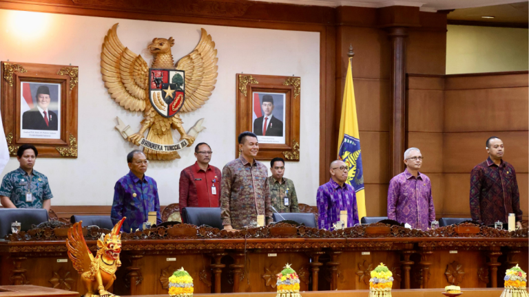 Bali Usulkan Revisi Perda Pungutan Wisatawan Asing: Langkah Baru untuk Pelestarian Budaya dan Alam