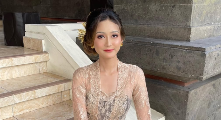 Profil Anak Agung Sagung Devi Suamba