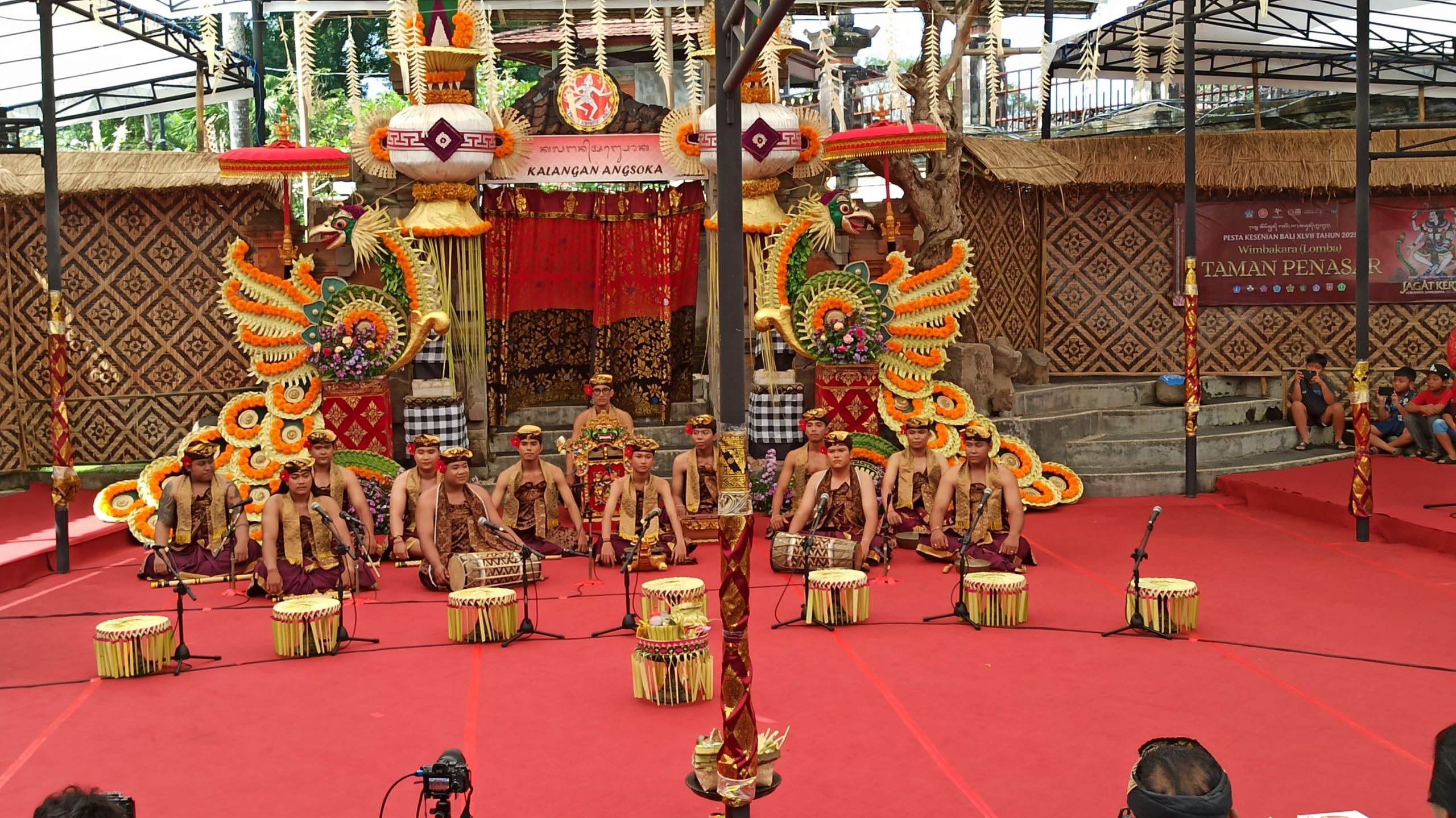 Angkat Tema Amrih Sukaning Rat