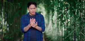 lirik lagu dan chord dasar lagu bali sing sanggup dari pompi