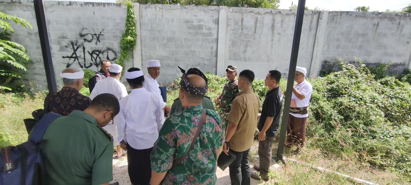 Untuk Akses ke Pura Ulun Carik Tak ‘’Kebebeng’’ Kodam Udayana Ijinkan Tanah TNI untuk Jalan