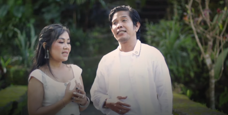 Lirik Lagu Bali Mebunga-bunga: Kolaborasi Eka Jaya dan Ayu Saraswati yang Romantis