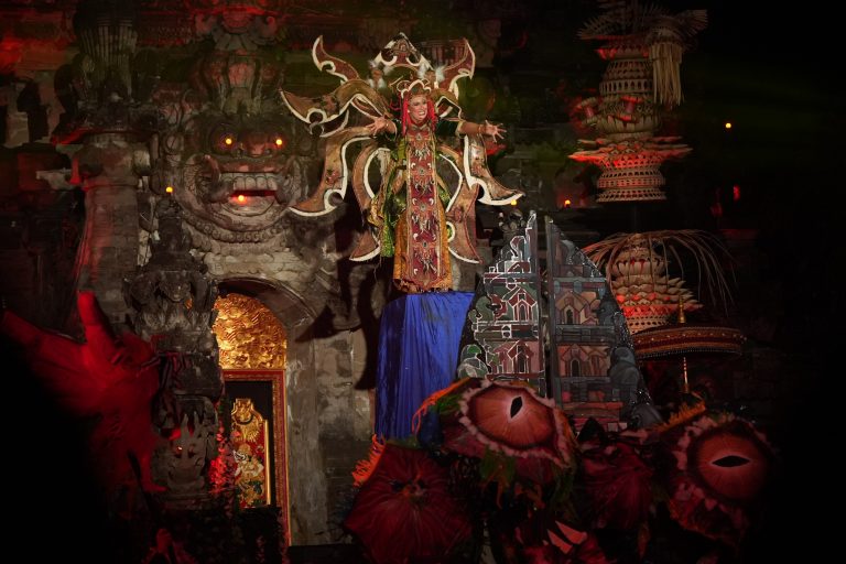 ﻿Seniman Muda Badung Bius Ardha Candra pada Kamis 17 Juli 2025