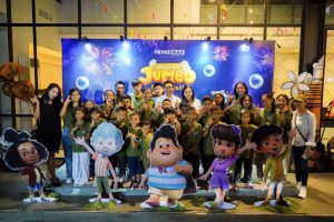 Bupati Wayan Adi Arnawa didampingi Ketua TP. PKK Kabupaten Badung Nyonya Rasniathi Adi Arnawa bersama dengan anak-anak Panti Asuhan Bukit Kehidupan, Ungasan, menghadiri acara Liburan Seru JUMBO Edisi Bali di Venue Indoor International Conference Center, MBG Kuta, Minggu, (20/7).