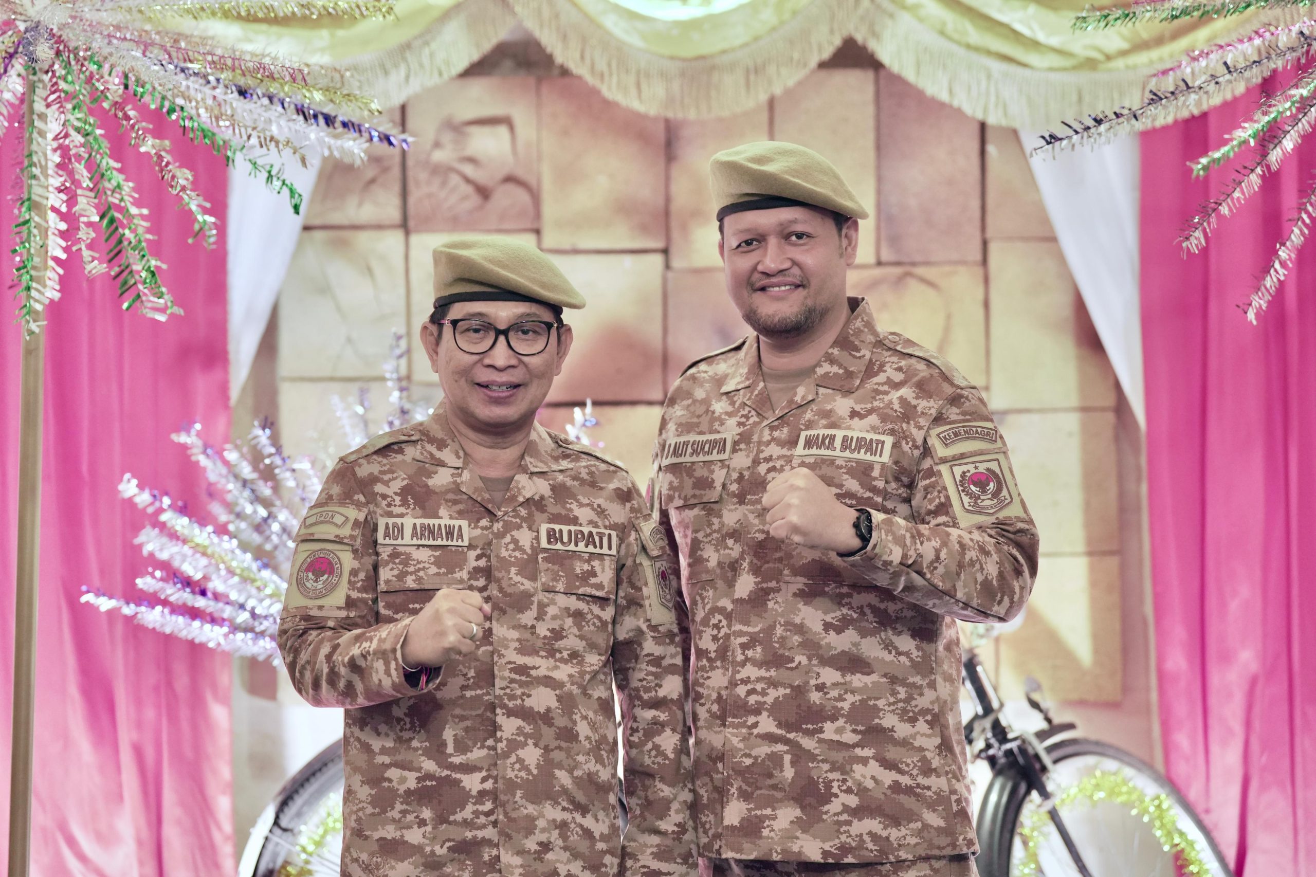 Bupati Badung I Wayan Adi Arnawa bersama Wakil Bupati Badung Bagus Alit Sucipta mengikuti kegiatan Retreat Kepala Daerah Gelombang II di Kampus Institut Pemerintahan Dalam Negeri (IPDN), Jatinangor, Jawa Barat.