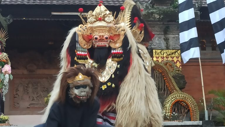 Sanggar Seni Tindak Alit dari Banjar Sengguan, Sempidi Tampil Memukai di PKB 2025