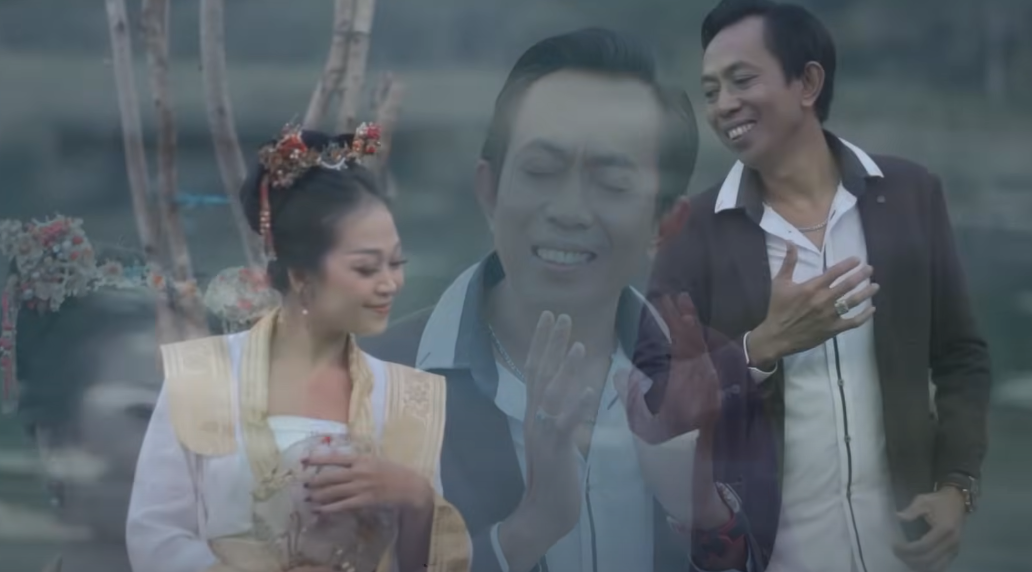 lirik lagu raka sidan menghayal