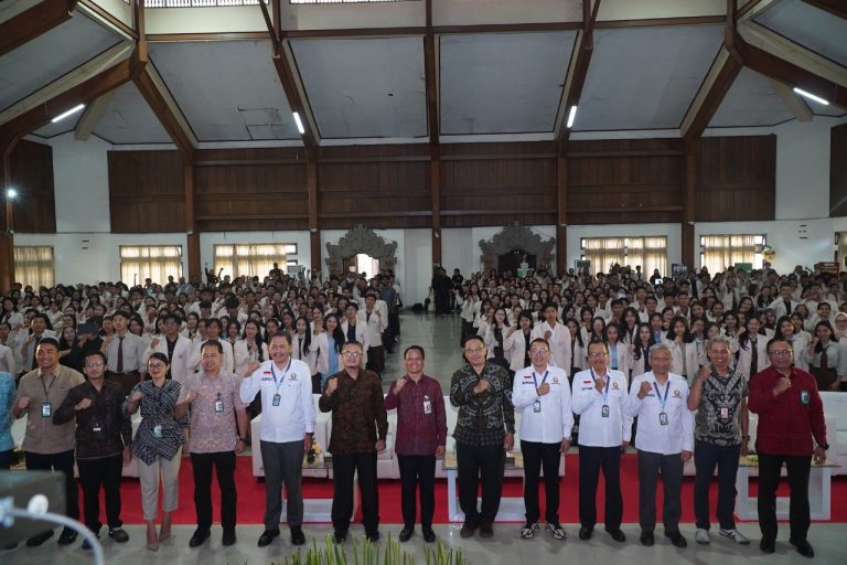 Wujudkan Generasi Muda Melek Keuangan, Bank BPD Bali Turut Serta Dalam Program OJK “Ngopi Kuy” di Kampus PNB