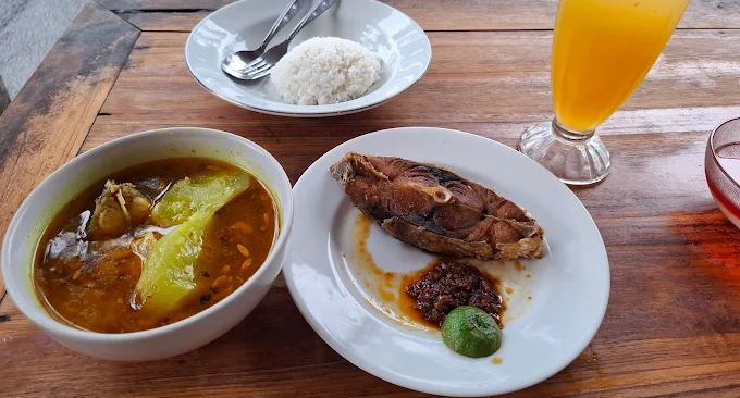 Rekomendasi Tempat Makan Halal yang Menggoda Selera