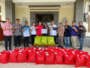 Serahkan 600 Paket Sembako kepada Korban Banjir di Bali, PT Pegadaian Kanwil VII Bali Nusra Gerak Cepat