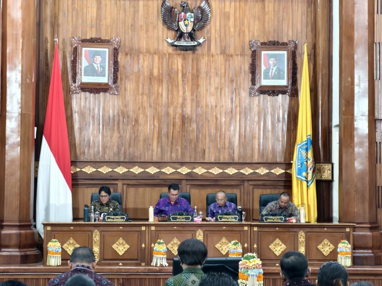 DPRD Bali Sahkan Empat Ranperda Krusial, Termasuk Aturan Transportasi Online dan Modal PKB