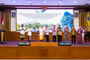 Akselerasi Infrastruktur Jalan di Kabupaten Badung, Bupati Adi Arnawa Tandatangani Perjanjian Pinjaman Daerah Dengan PT. SMI