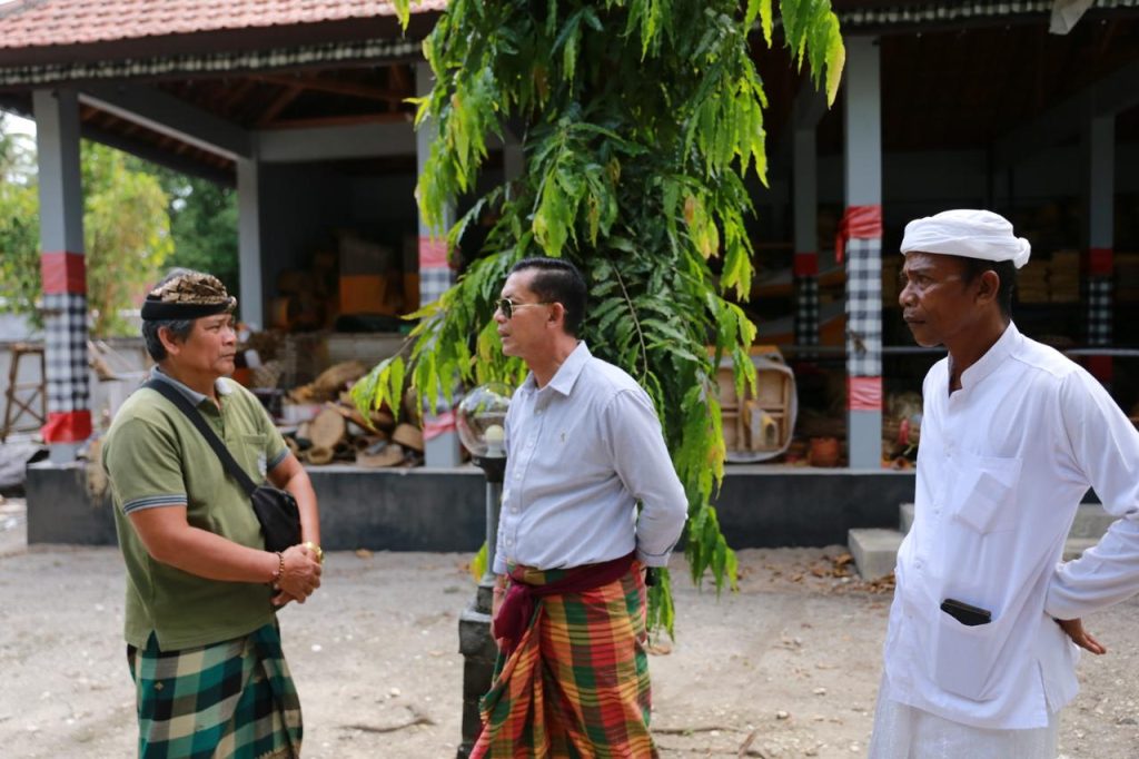 Bupati Satria Instruksikan BPBD Segera Tangani Pohon Tumbang di Pura Segara Dalem Ped