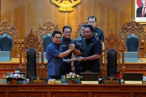 Bupati Sampaikan Jawaban Pemerintah Terhadap PU Fraksi DPRD Badung