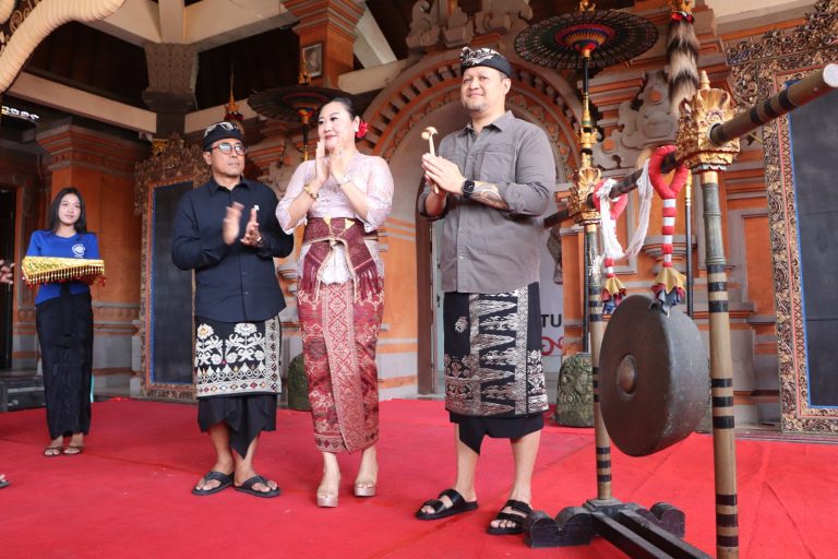 Wabup Buka Lomba Bapang Barong Buntut dan Mekendang Tunggal Regenerasi