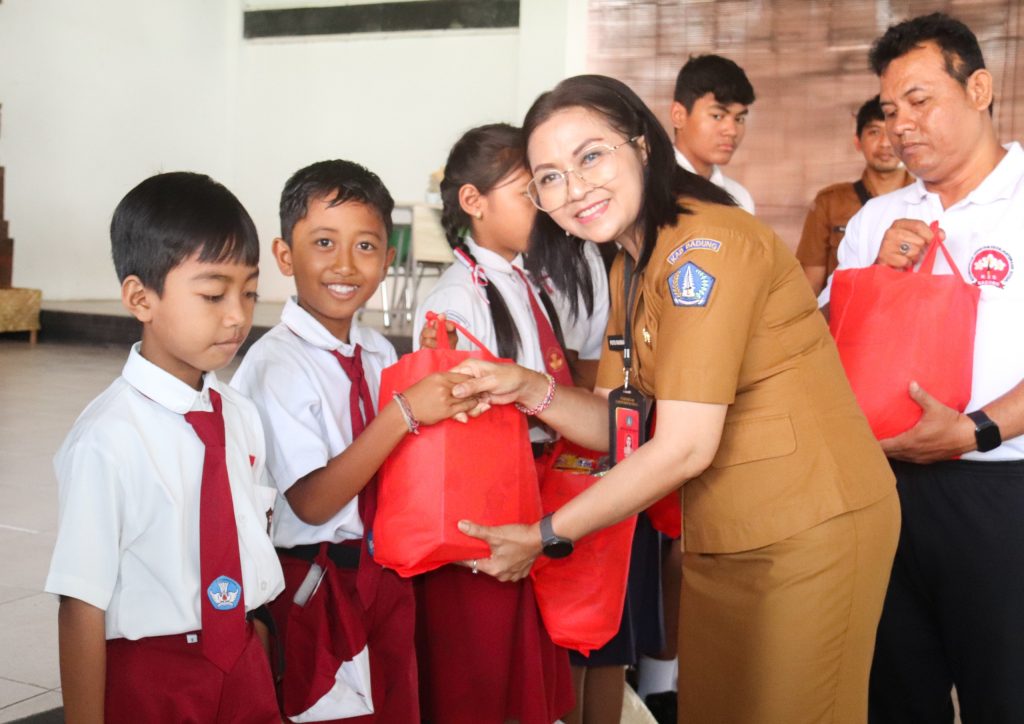 Sosialisasi Kesejahteraan di SMPN 5 Abiansemal