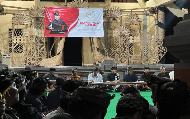 Perkuat Harmoni Kebangsaan, I Komang Merta Jiwa Sosialisasikan Empat Pilar di Desa Adat Manuk Bangli