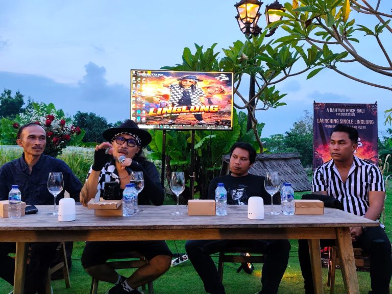 Rahtwo Garap Proyek Solo, Triple X Tetap Jadi Bagian Perjalanan