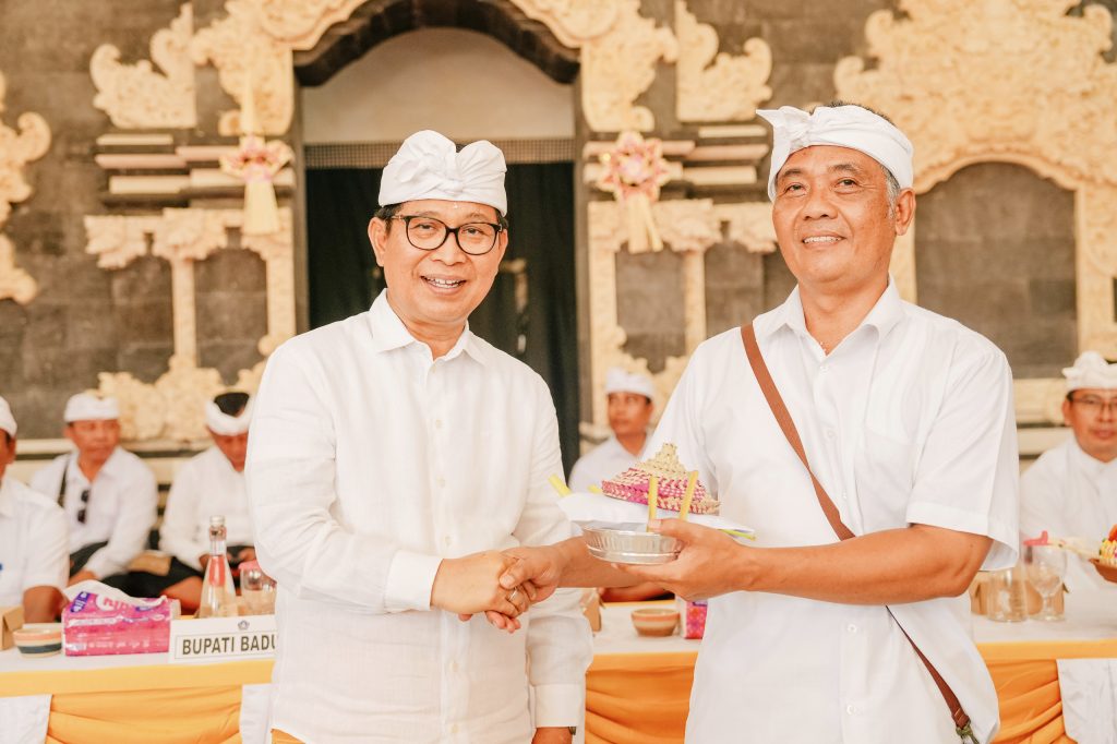 Karya Ngenteg Linggih Wraspati Kalpa di Banjar Adat Uma Kapal